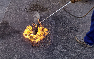 West Liss flat roofing repairs